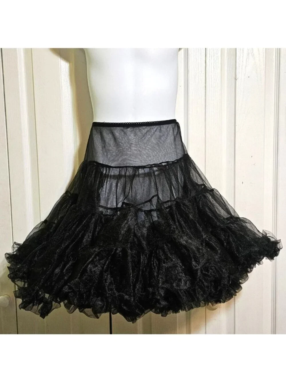 Poodle Skirt Costume Girls 8-10 50s Sock Hop Petticoat Glasses Gloves Pearls - Picture 4 of 10